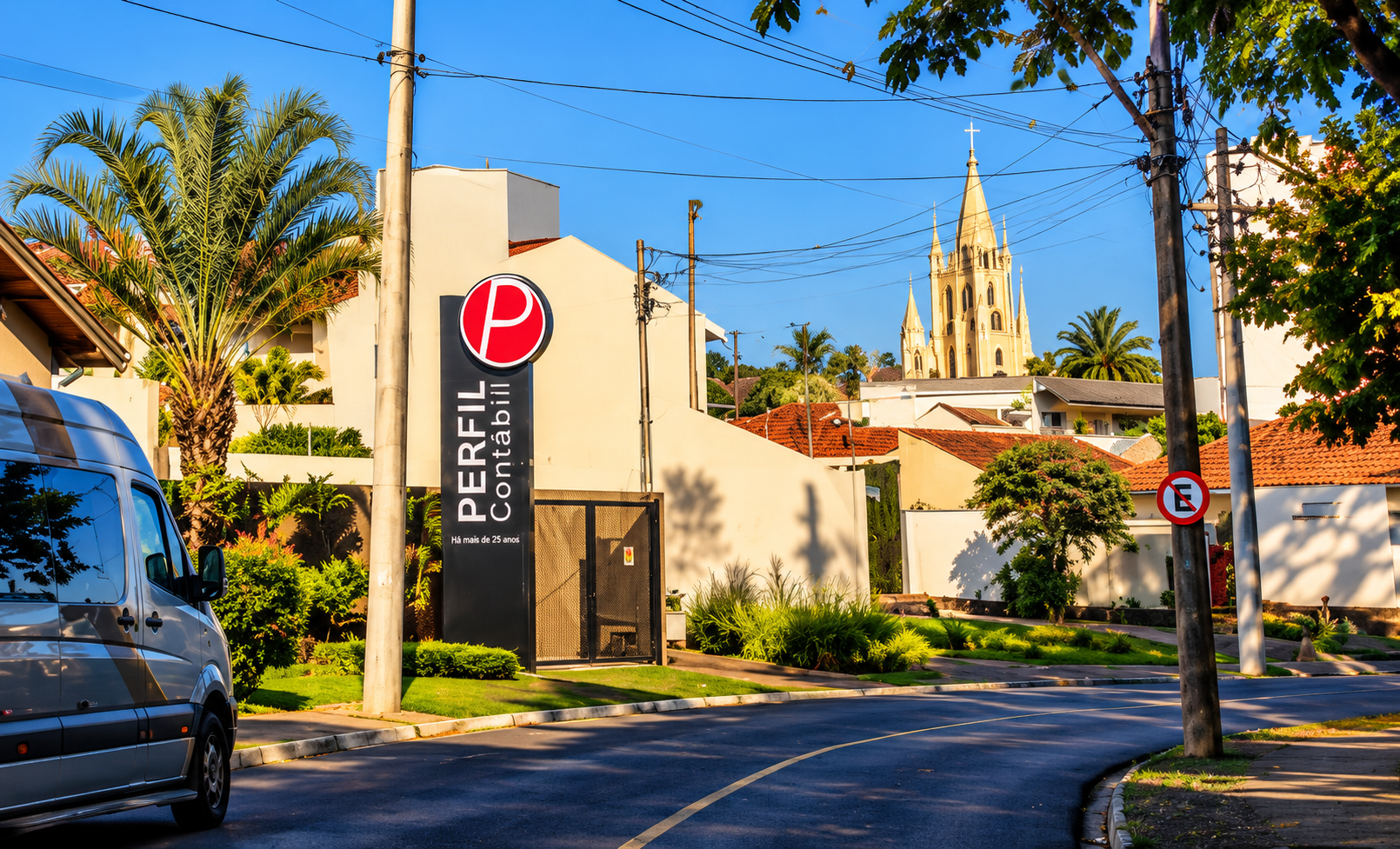 Sede da Perfil Contabilidade em Jaú, com a Igreja Matriz ao fundo